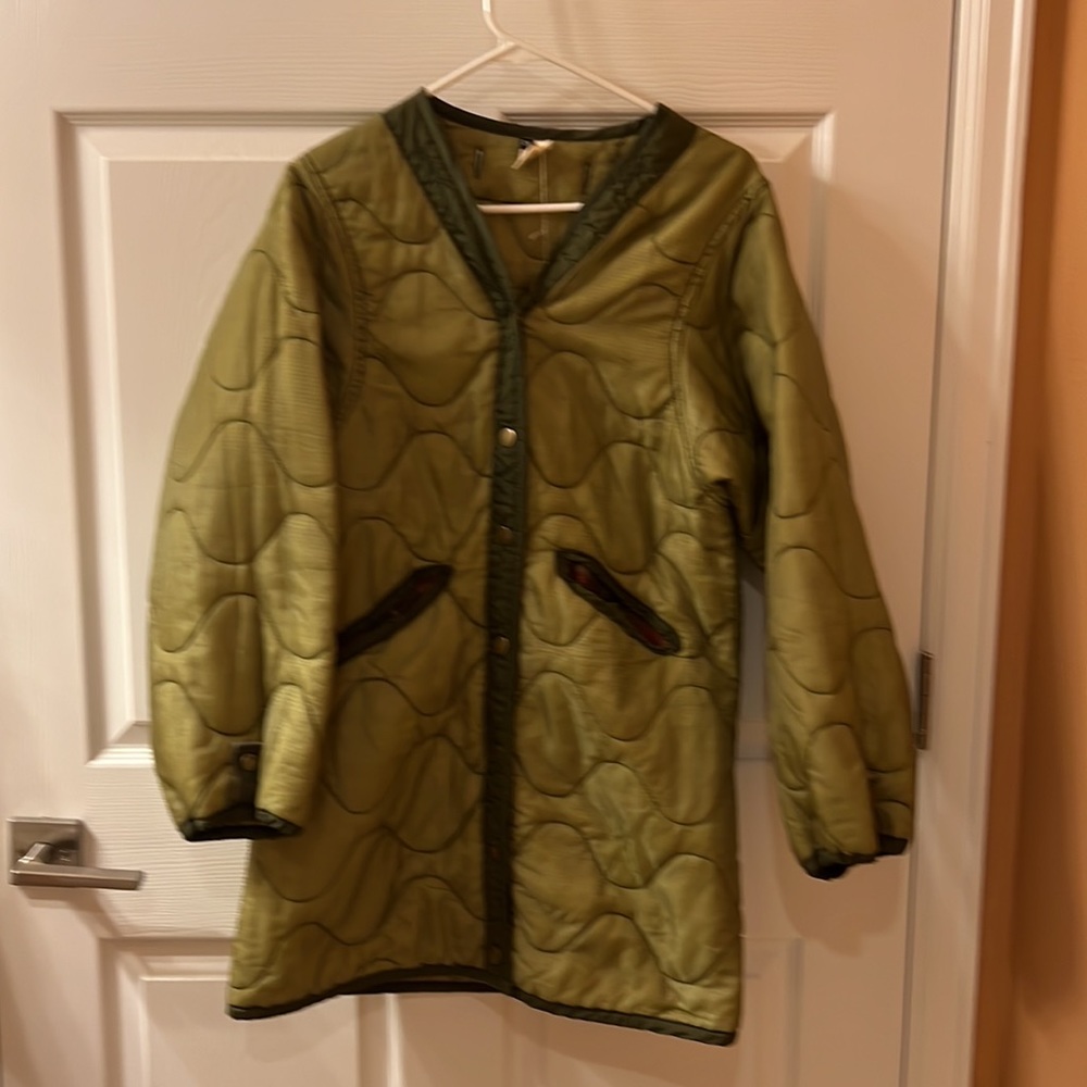 Revivall Habitat Coat Extra Small NWT